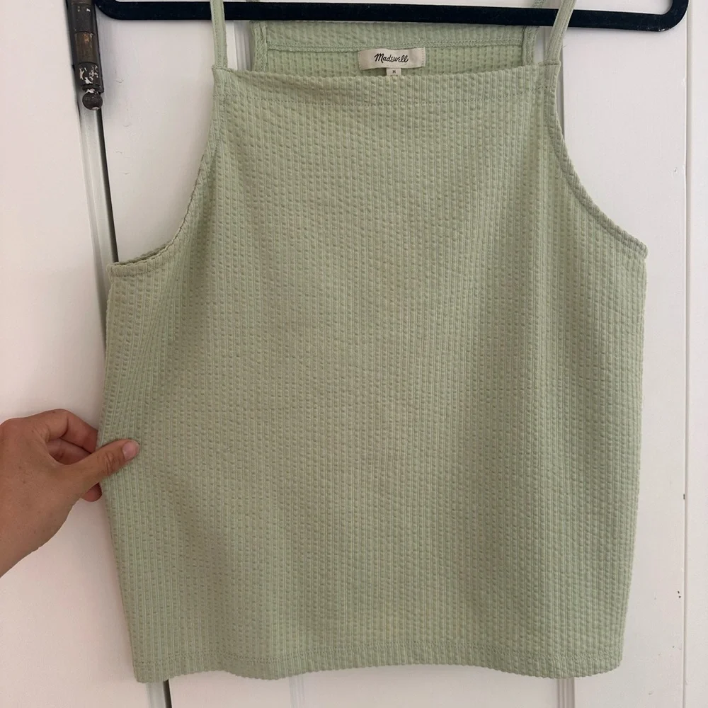 Boxy Green Ribbed Tank Top - Picture 3 of 4